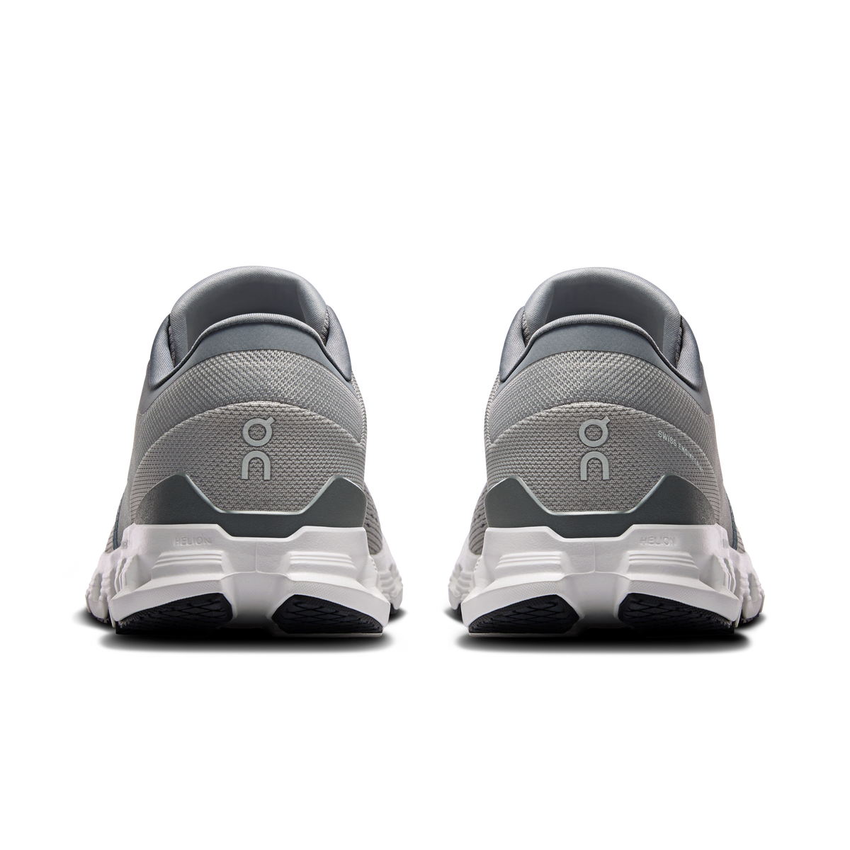On Cloud X 4 Men in Alloy / Ivory running shoe photo 5 | MotionLab
