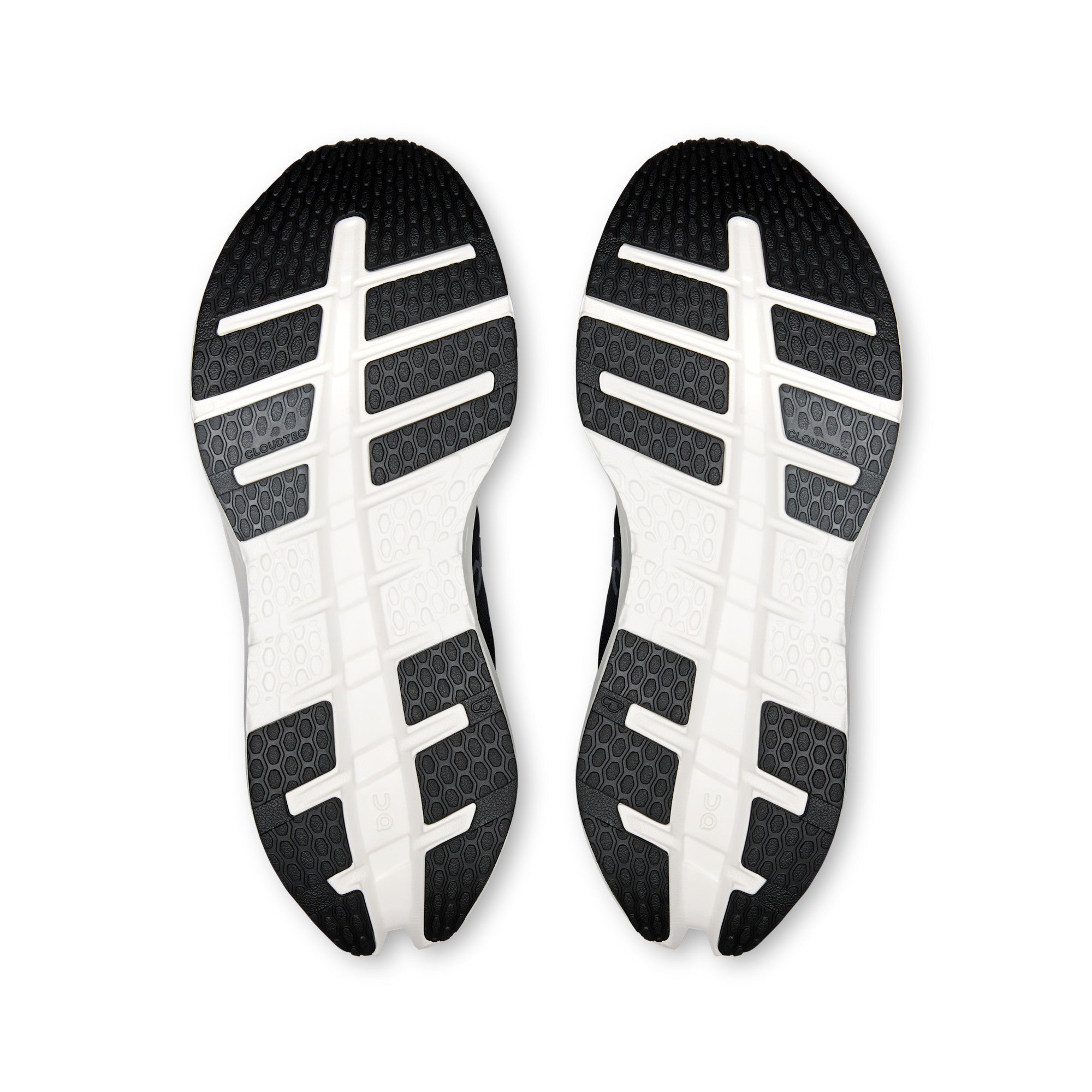 On Cloudrunner 3 Women in Black / Ivory running shoe photo 3 | MotionLab