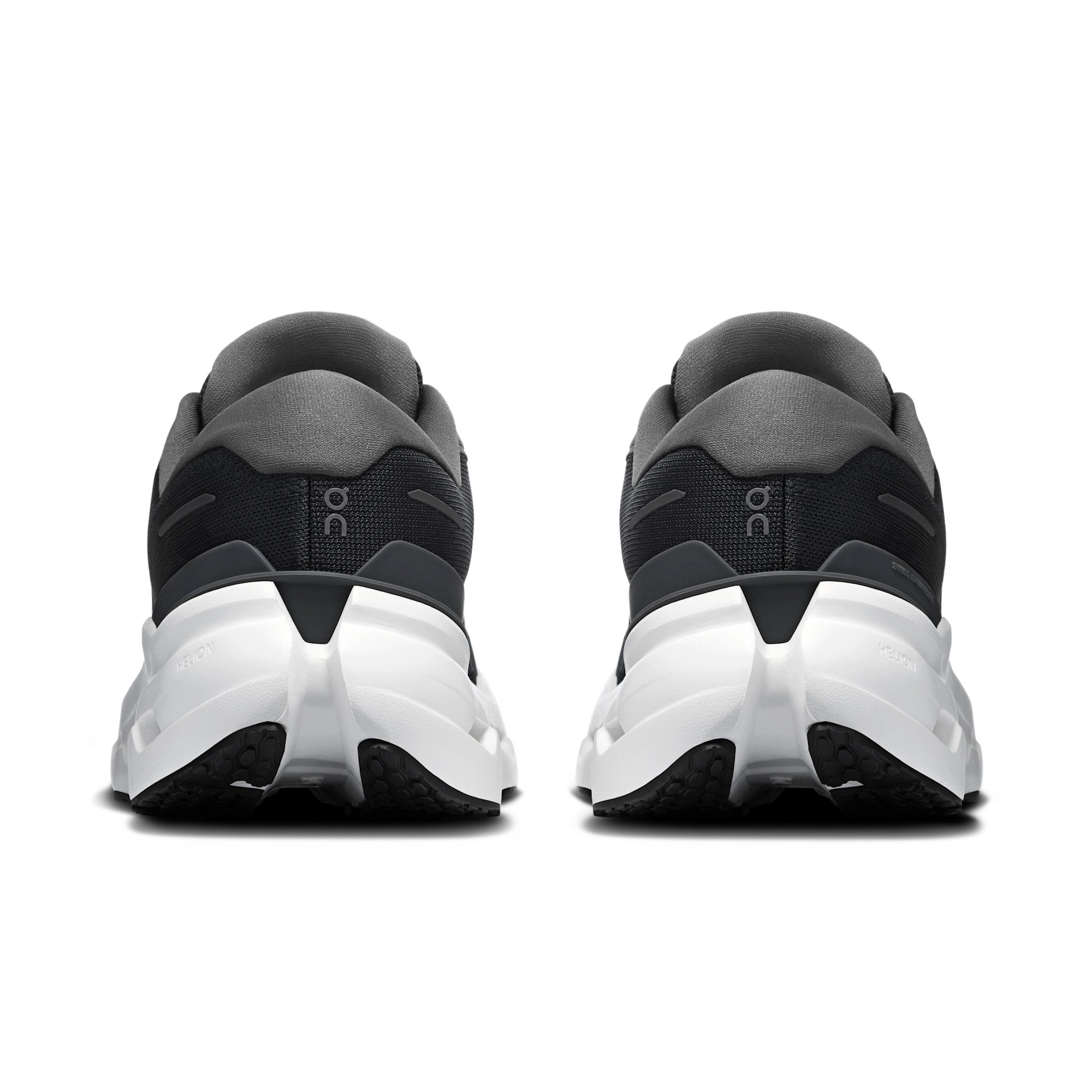 On Cloudrunner 3 Women in Black / Ivory running shoe photo 5 | MotionLab