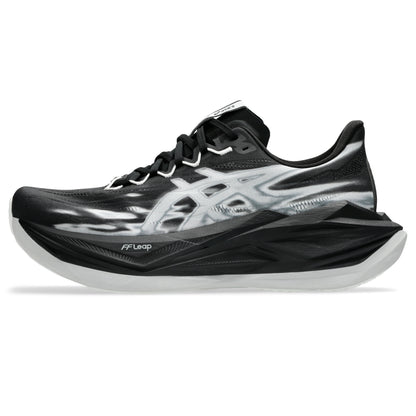 ASICS Superblast 3 Unisex Regular in Black / Black running shoe photo 1 | MotionLab