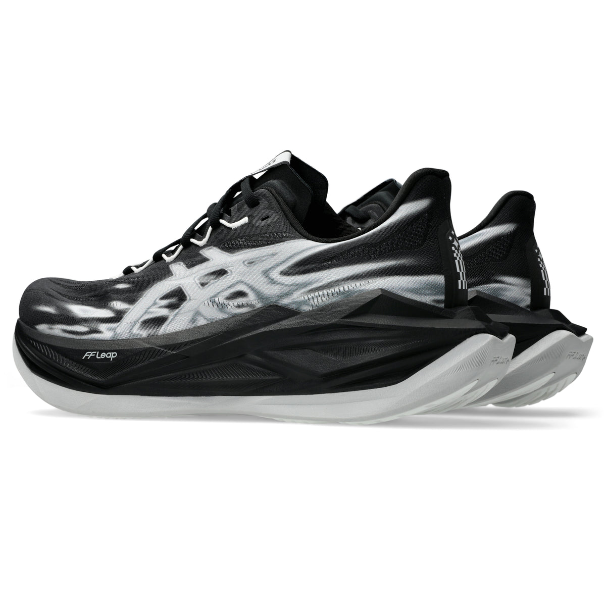 ASICS Superblast 3 Unisex Regular in Black / Black running shoe photo 3 | MotionLab