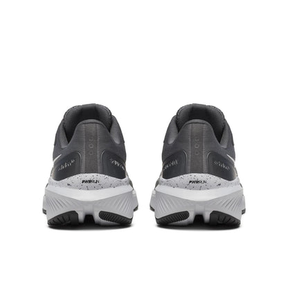 Saucony Echelon 10 Men Extra Wide in Carbon / Black running shoe photo 4 | MotionLab