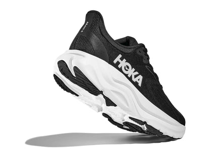 Arahi 8 Wide in Black / White running shoe photo 8 | MotionLab