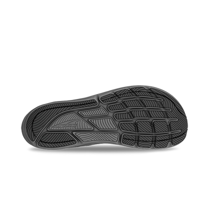 Torin 8 Men in Black running shoe photo 2 | MotionLab