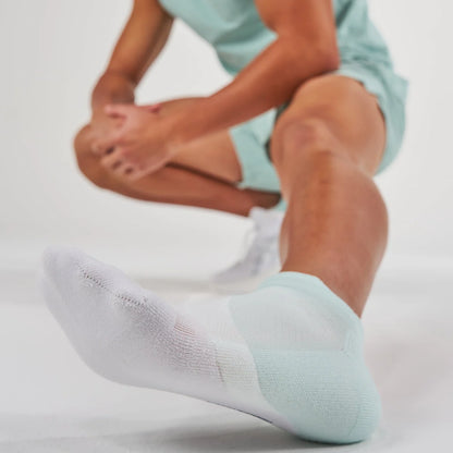 Feetures Elite Running Socks - Short in Blue Green running socks photo 36 | MotionLab