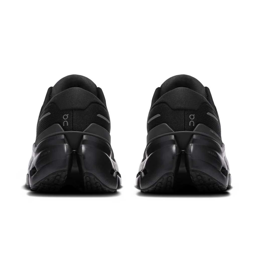 On Cloudrunner 3 Men Wide in Black / Black running shoe photo 2 | MotionLab